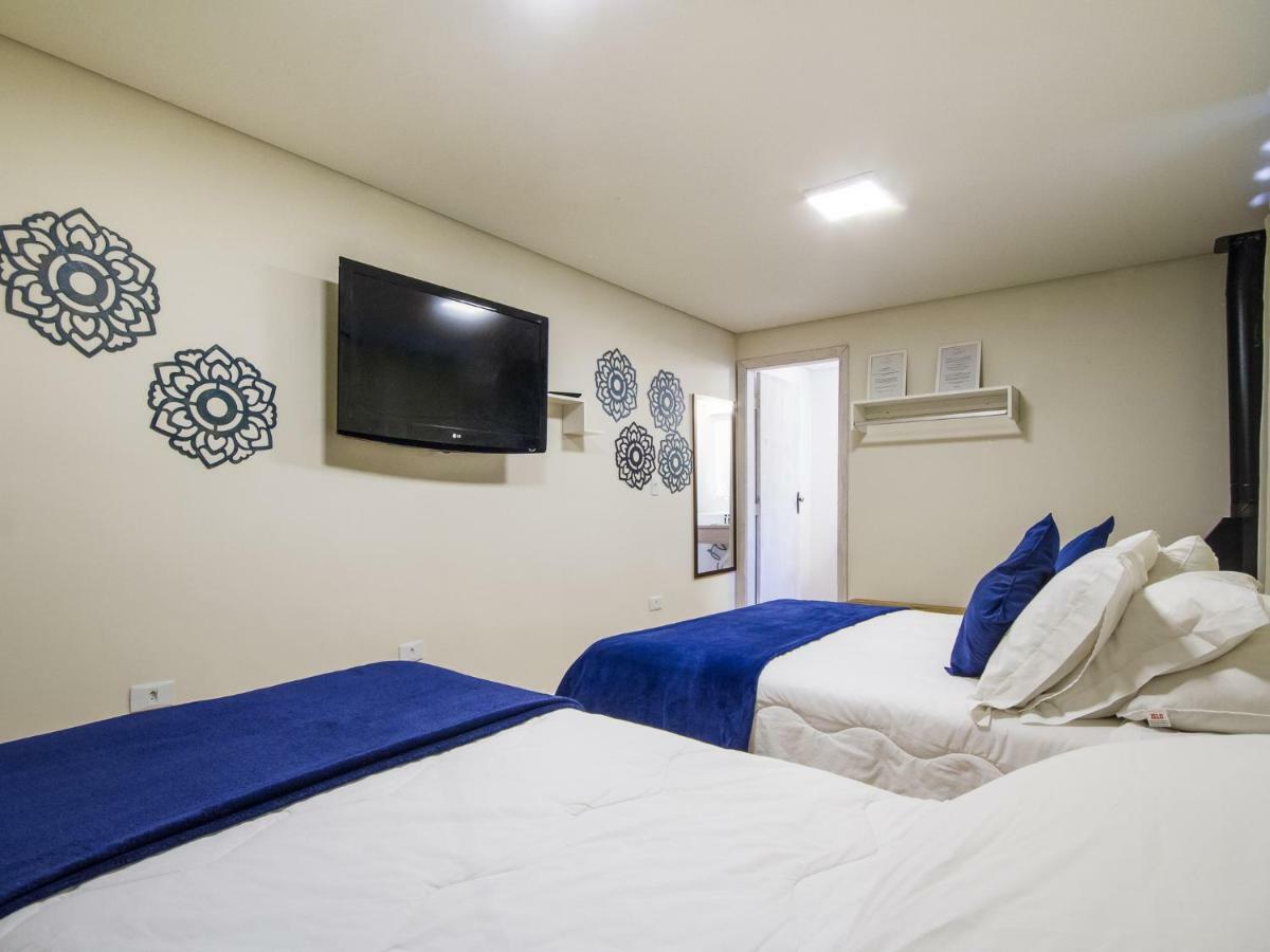 Villa Vintage Campos - Piscina E Opcoes De Suites Com Hidromassagem 4* Campos do Jordão