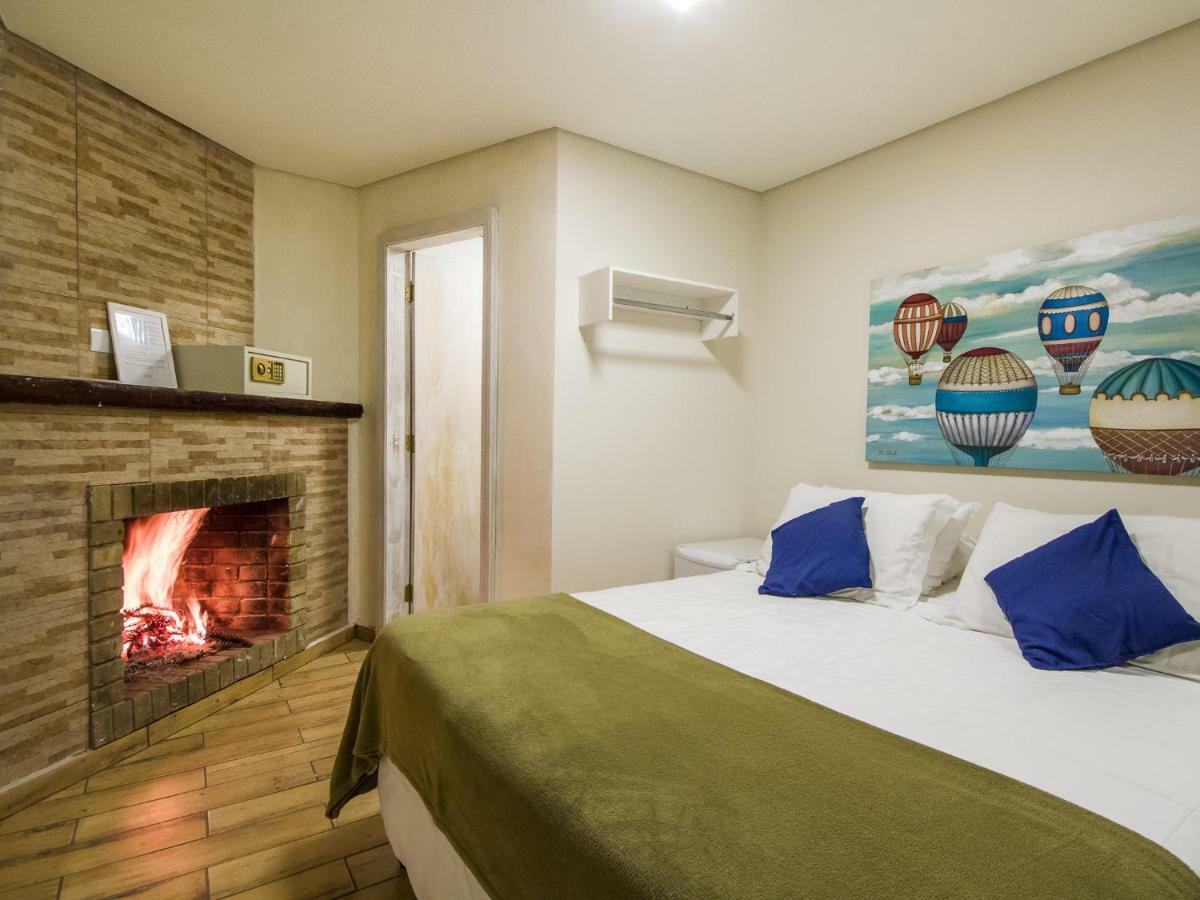 Villa Vintage Campos - Piscina E Opcoes De Suites Com Hidromassagem 4*